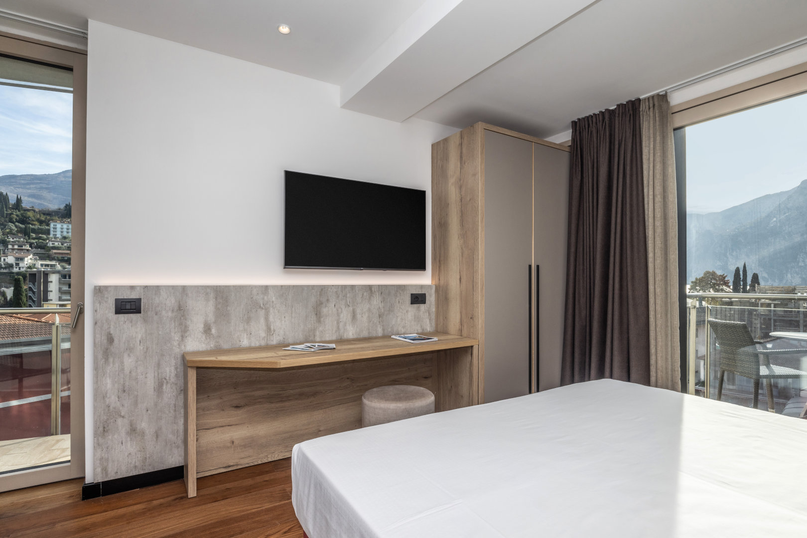 suite04